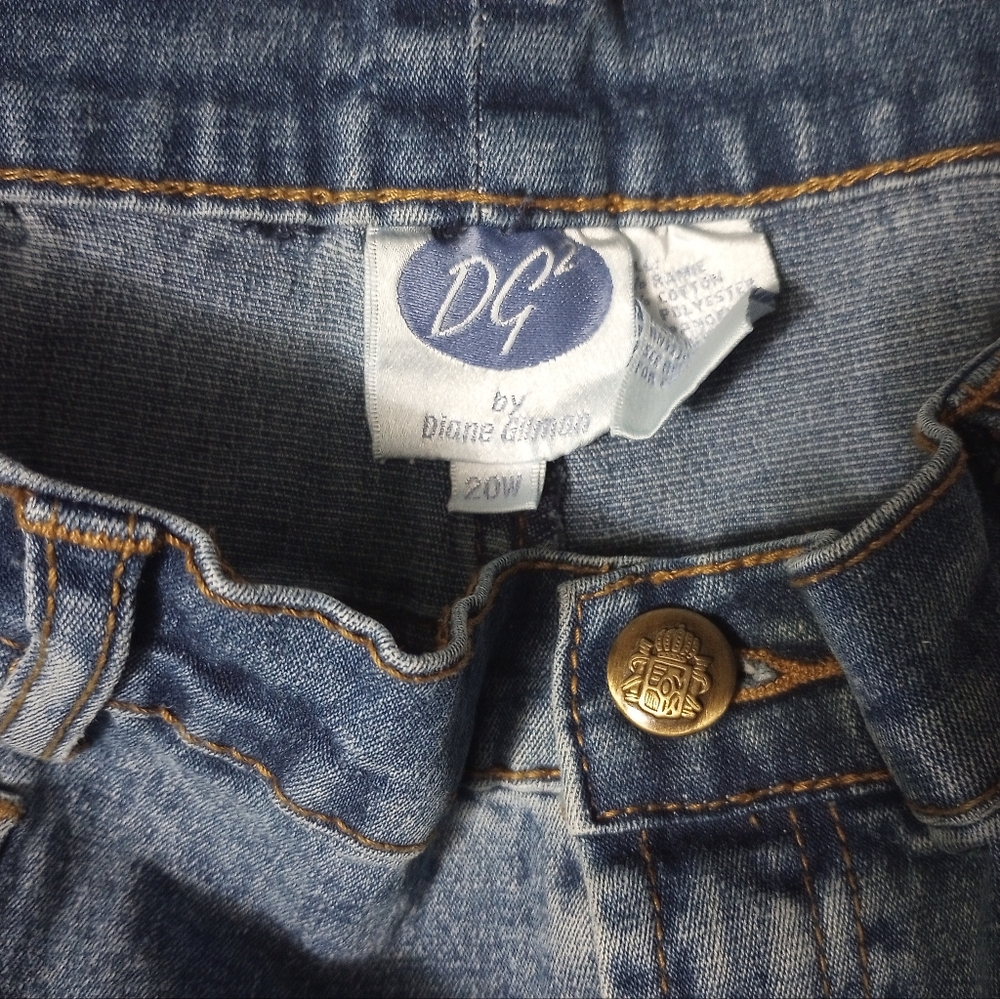 Women's flare leg jeans - Picture 5 of 7